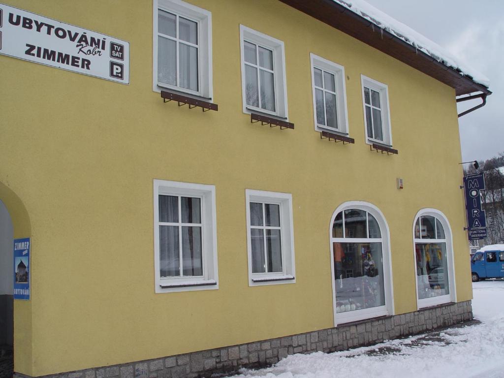 Pension Kobr Врхлаби Экстерьер фото